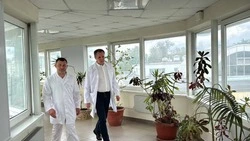Вячеслав Гладков посетил раненых жителей региона в областной клинической больнице Святителя Иоасафа
