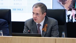 Вячеслав Гладков сообщил о планах трудоустроить летом более 8,5 тысячи студентов СПО и школьников