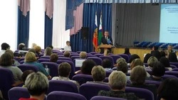 Андрей Гриднев встретился c активом профсоюза сферы образования Новооскольского округа