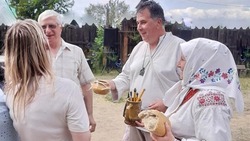 Туристы Белгородского института развития образования посетили село Тростенец Новооскольского округа
