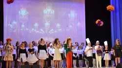 Новооскольские юные музыканты выступили с традиционным отчётным концертом